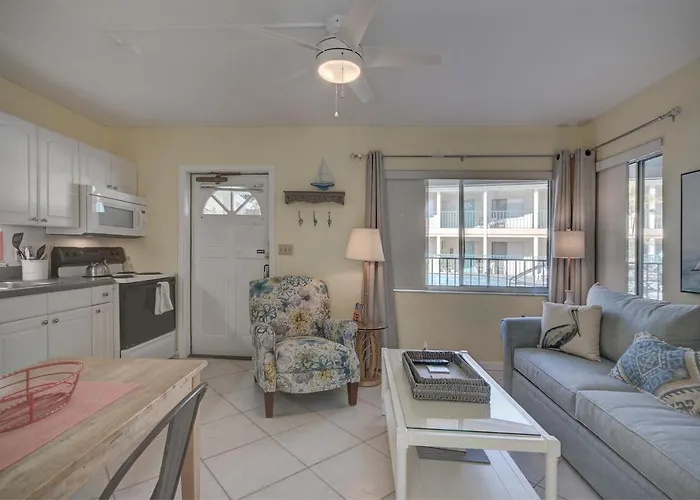 Five Palms Vacation Rentals- Daily - Weekly - Monthly Aparthotel Clearwater Beach