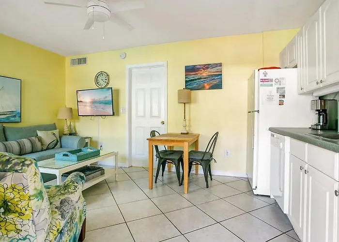 Aparthotel Five Palms Vacation Rentals- Daily - Weekly - Monthly 3*