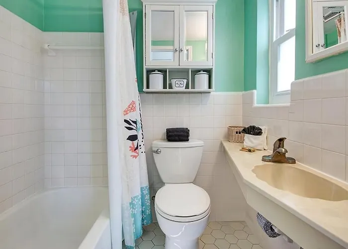 Aparthotel Five Palms Vacation Rentals- Daily - Weekly - Monthly 3*
