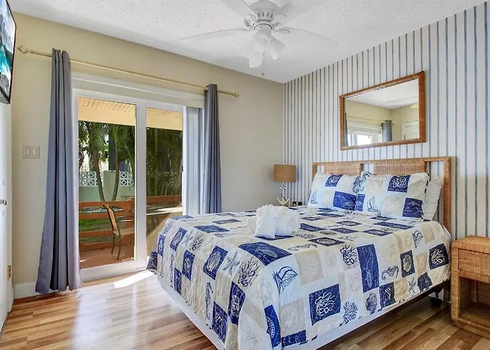 Five Palms Vacation Rentals- Daily - Weekly - Monthly Aparthotel Clearwater Beach