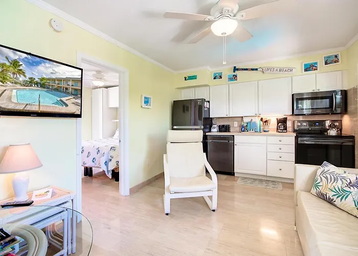 Five Palms Vacation Rentals- Daily - Weekly - Monthly Aparthotel 3*