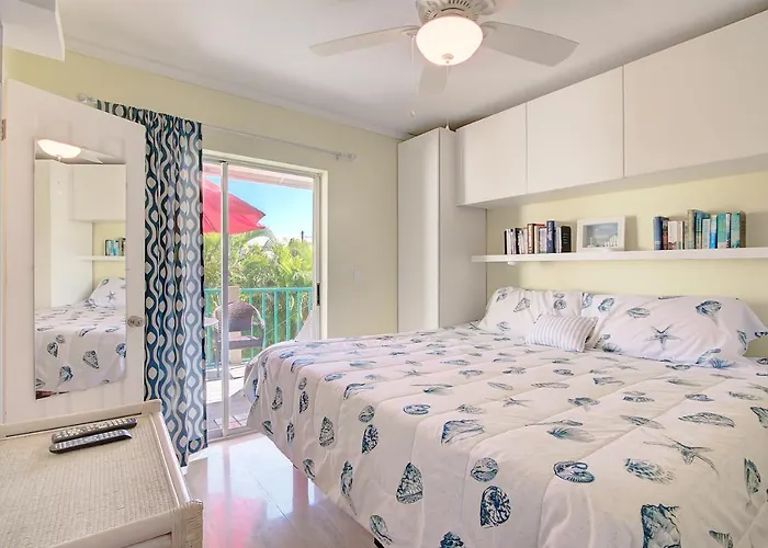 Aparthotel Five Palms Vacation Rentals- Daily - Weekly - Monthly 3*