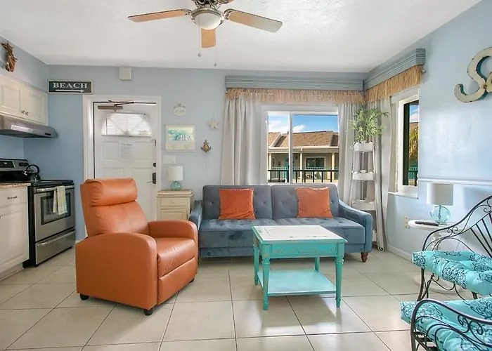 Five Palms Vacation Rentals- Daily - Weekly - Monthly Aparthotel
