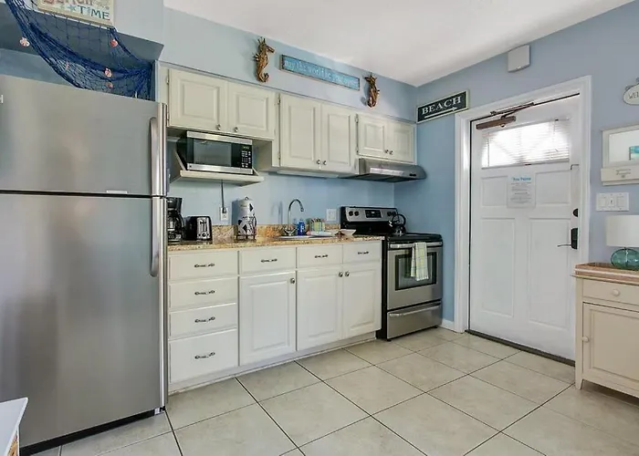 Aparthotel Five Palms Vacation Rentals- Daily - Weekly - Monthly 3*