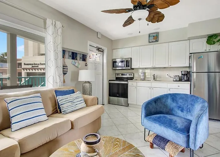 Aparthotel Five Palms Vacation Rentals- Daily - Weekly - Monthly Clearwater Beach