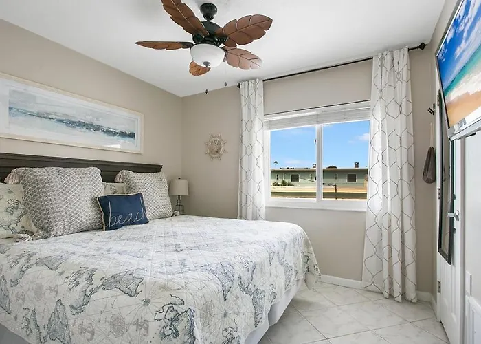 Five Palms Vacation Rentals- Daily - Weekly - Monthly Aparthotel Clearwater Beach